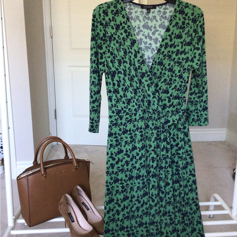 HAIL3Y:23 Green Floral Wrap 3/4 Sleeves Dress Size L ( runs more like a M)